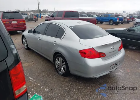 2011 Infiniti G37 Journey z USA, uszkodzony, nr VIN JN1CV6AP9BM502484